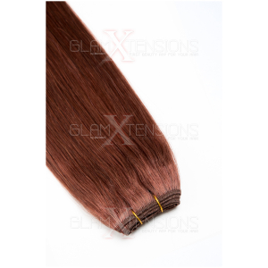 Dieses Bild zeigt die GlamXtensions Weft Extensions Haarverlängerung in der Farbe #Kastanie in Großansicht. Die echthaar Tressen Extensions sind in vielen verschiedenen Farben erhältlich.
