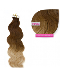 Tape In Echthaar Extensions Frontbild in der Farbe ombre #4/613 Schokobraun/Hellichtblond ombre, gewellt in den Haarlängen 50cm oder 60cm verfügbar, Haarverlängerung tapes mit Zubehör Bürste Remover und Klebestreifen