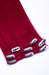 Dieses Bild zeigt die 3-teilige Haartressen Set von GlamXtensions  zum Clip In Extension Haarverlängerung aus Remy Echthaaren mit 8 Clips in der Farbe #darkred - Dunkelrot in Großansicht.