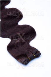 Dieses Bild zeigt die GlamXtensions Weft Extensions Haarverlängerung in der Farbe #04 Schokobraun in Großansicht. Die echthaar Tressen Extensions sind in vielen verschiedenen Farben erhältlich.
