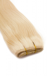 Dieses Bild zeigt die GlamXtensions Weft Extensions Haarverlängerung in der Farbe #613 Helllichtblond in Großansicht. Die echthaar Tressen Extensions sind in vielen verschiedenen Farben erhältlich.
