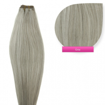 Dieses Bild zeigt die GlamXtensions Weft Extensions Haarverlängerung in der Farbe #grey - grau in Großansicht. Die echthaar Tressen Extensions sind in vielen verschiedenen Farben erhältlich.
