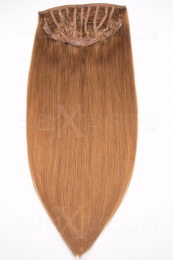 Dieses Bild zeigt die 1-teilige GlamXtensions Half-wig Extensions Haarverlängerung mit 10 Clips in der Farbe #27 Honigblond in Großansicht 
