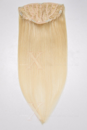 Dieses Bild zeigt die 1-teilige GlamXtensions Half-wig Extensions Haarverlängerung mit 10 Clips in der Farbe #60 Weißblond in Großansicht 
