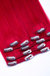 Dieses Bild zeigt die 7-teilige von GlamXtensions  zum Clip In Extension Haarverlängerung aus Remy Echthaaren mit 16 Clips in der Farbe #red in Großansicht 